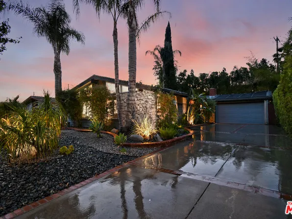 16439 Kingsbury St, Granada Hills, CA 91344