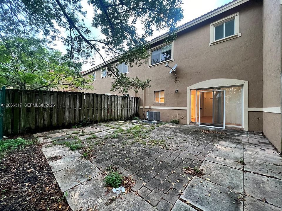 1st image of 8564 SW 214th Way