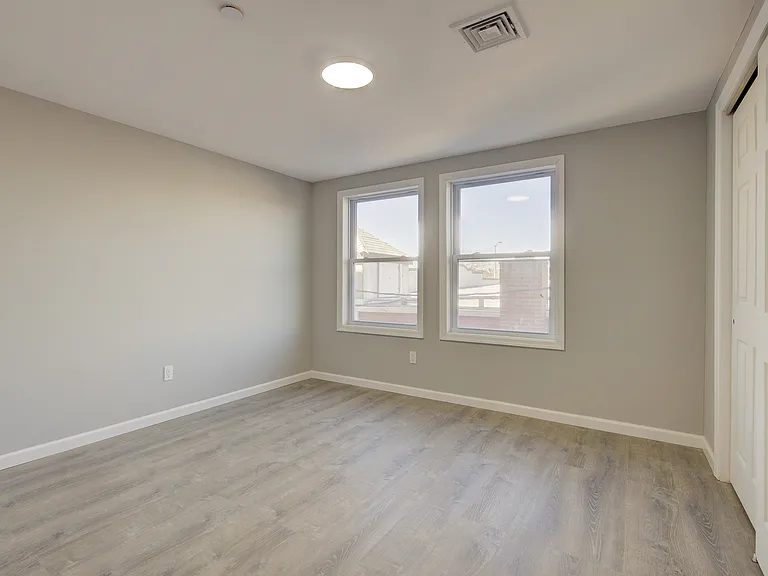 46 Kentucky St #1 — Photo 22