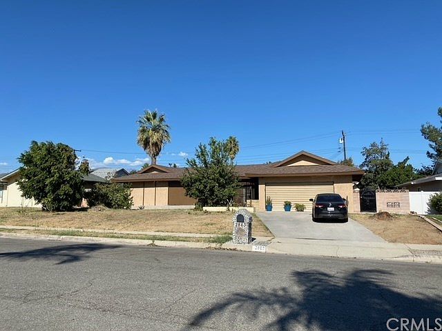 1st image of 2863 S Whispering Lakes Ln