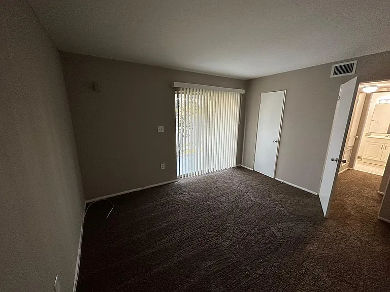 1830 Maravilla Ave #314 — Photo 16