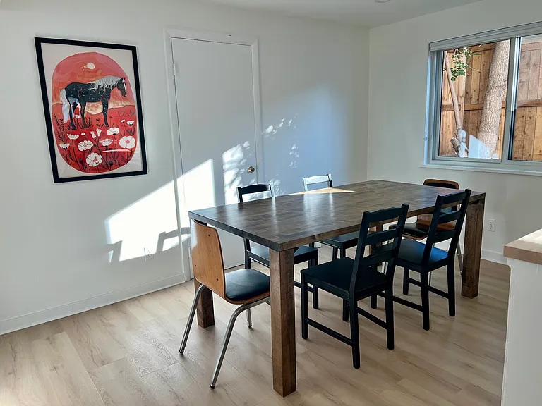 1804 Mapleton Ave — Photo 7