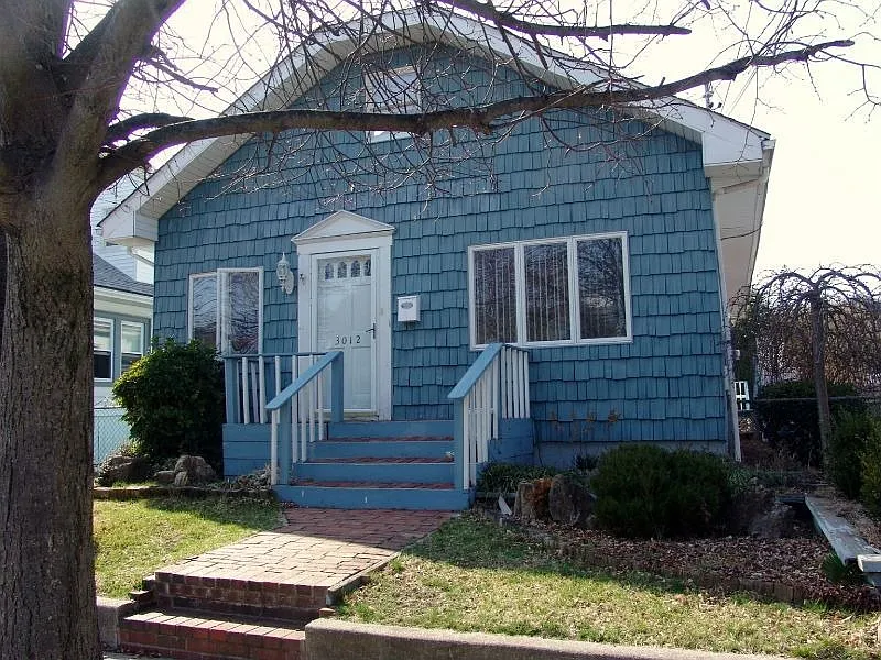 3012 Roxbury Rd photo 1