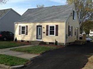 29 Prentice St, Springfield, MA 01104