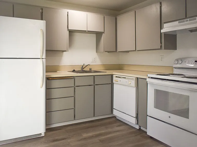 Ferns Apartments — Photo 17