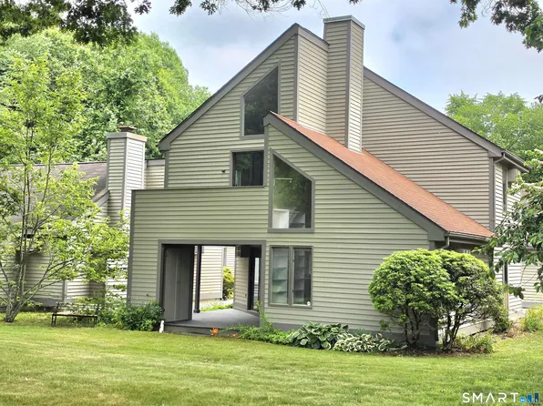 17-D Yankee Glen Drive #17D, Madison, CT 06443