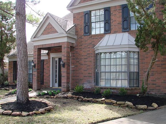 4th image of 462 Everington Dr