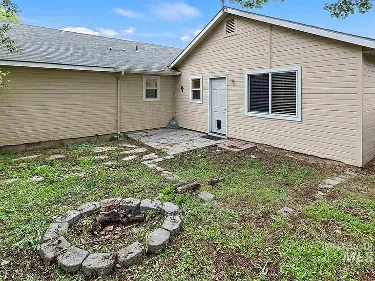 651 N Katie Way — Photo 14