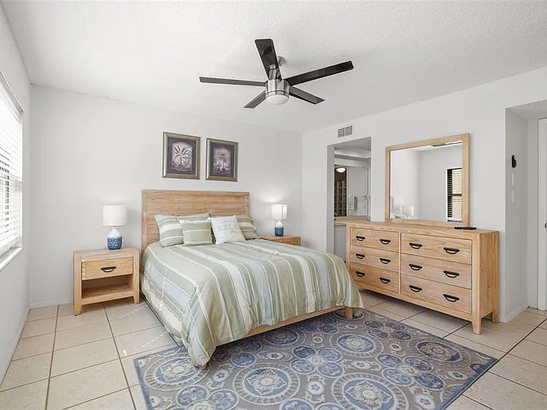 1316 Pasadena Ave S #204 — Photo 18