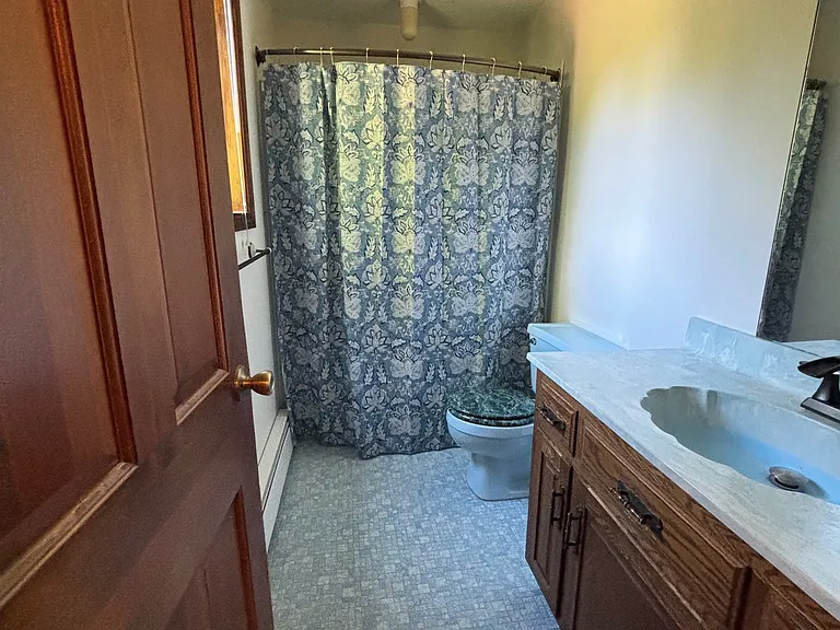 33 Lochview Dr — Photo 10