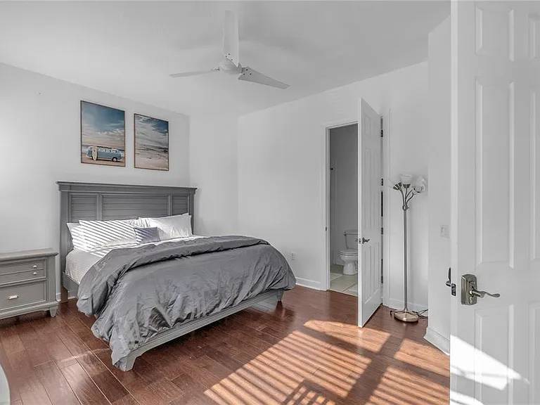 5469 46th Ct W — Photo 23