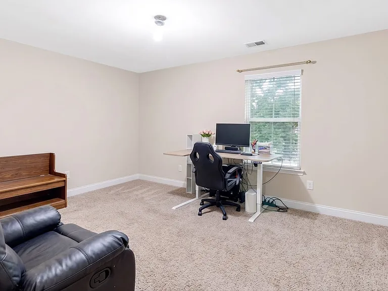 232 Cottonham Ct — Photo 62