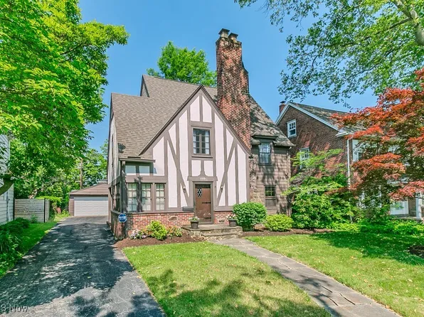 3336 Daleford Rd, Shaker Heights, OH 44120