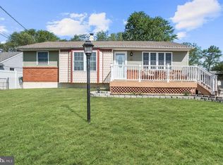 230 McClelland Ave, Bellmawr, NJ 08031