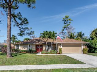 1495 Hollyhock Rd, Wellington, FL 33414