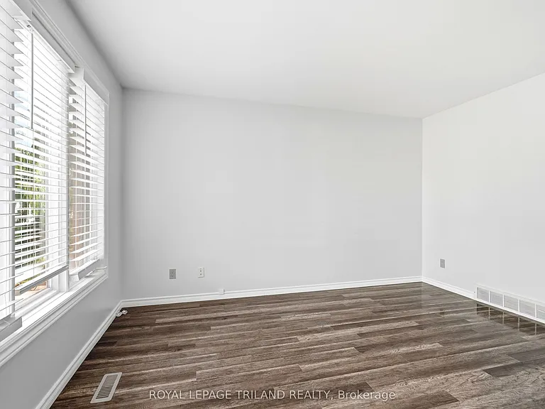 55 Sunrise Ct #A — Photo 2
