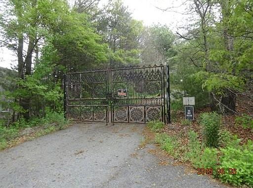 2nd image of 182 Beeden Rd