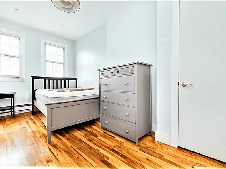 896 Madison St #3 — Photo 9