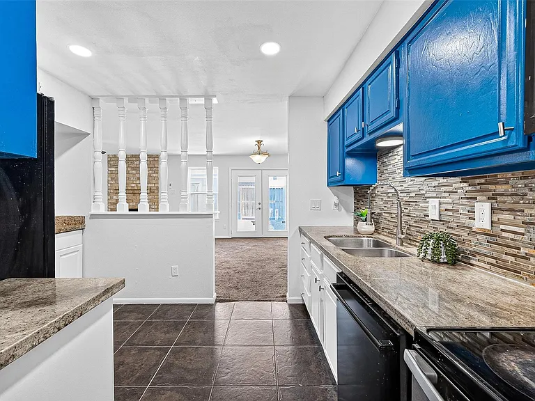 7932 Grow Ln — Photo 12