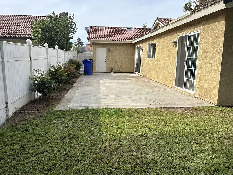 13927 Woodland Dr — Photo 55