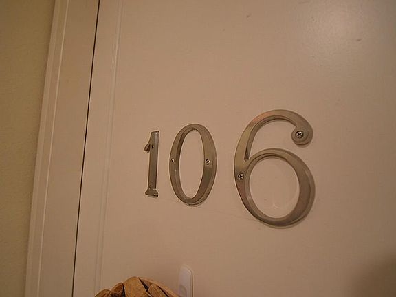 98332612_4