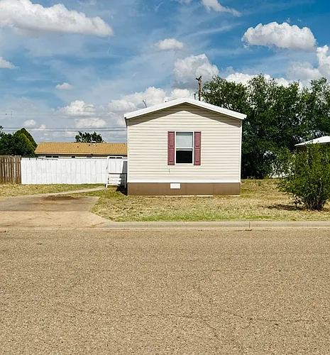 3509 Cesar Chavez Dr Photo 1