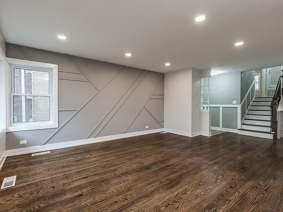 5th image of 8231 Kilbourn Ave