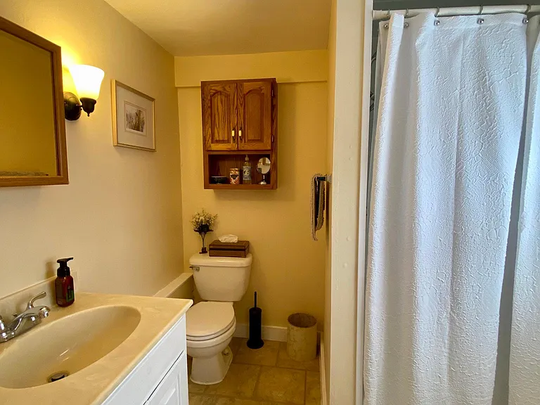 61 Middle St #2 — Photo 8