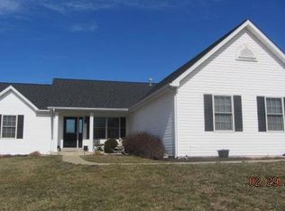 1219 Highland Circle Dr, Wentzville, MO 63385