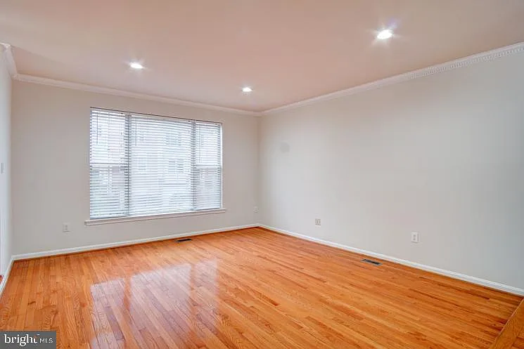 6912 Kerrywood Cir — Photo 5