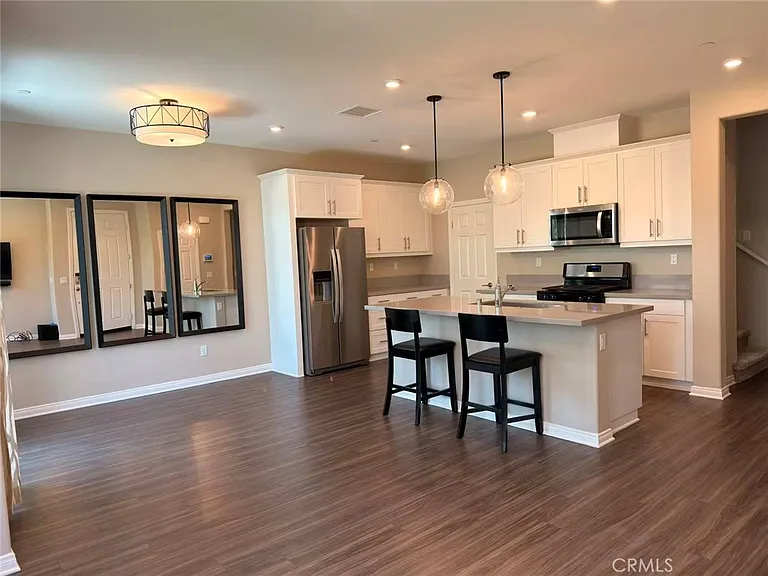 196 Bonita Ln — Photo 4