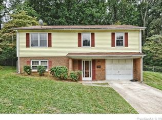 604 Dobson Dr, Charlotte, NC 28213