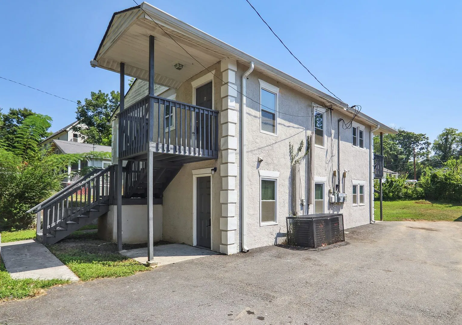 619 Oliver St NW — Photo 1