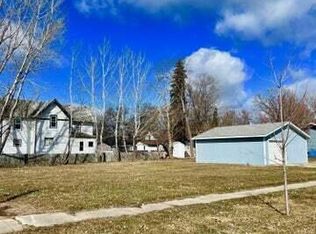 100 3rd St N, Fairmount, ND 58030