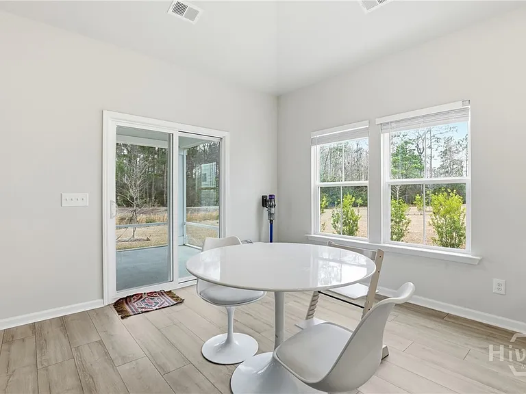 729 Blue Moon Xing — Photo 18