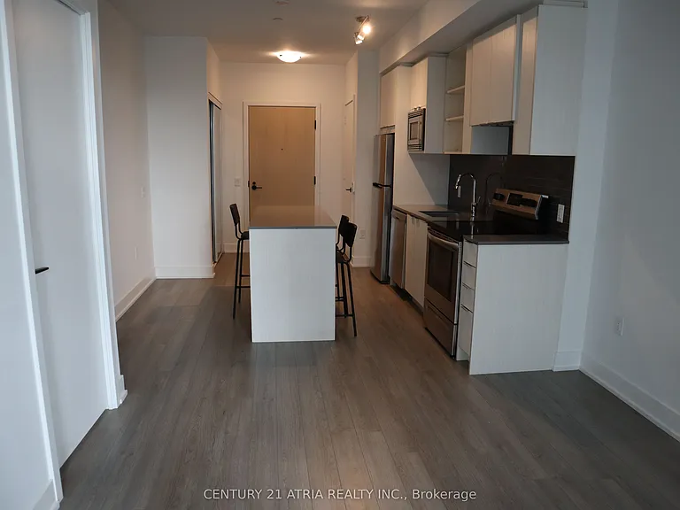 60 George Butchart Dr #210 — Photo 4