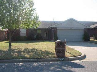 405 Bradgate Dr, Yukon, OK 73099