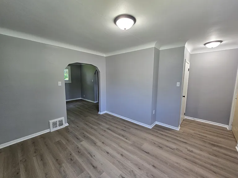 2214 Idaho St — Photo 5
