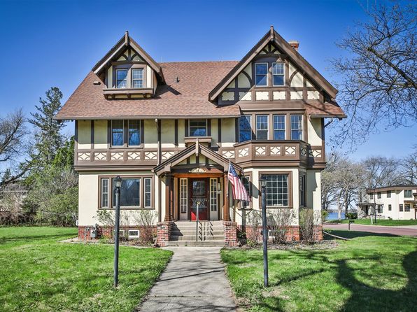 929 Elm Ave E, Waseca, MN 56093