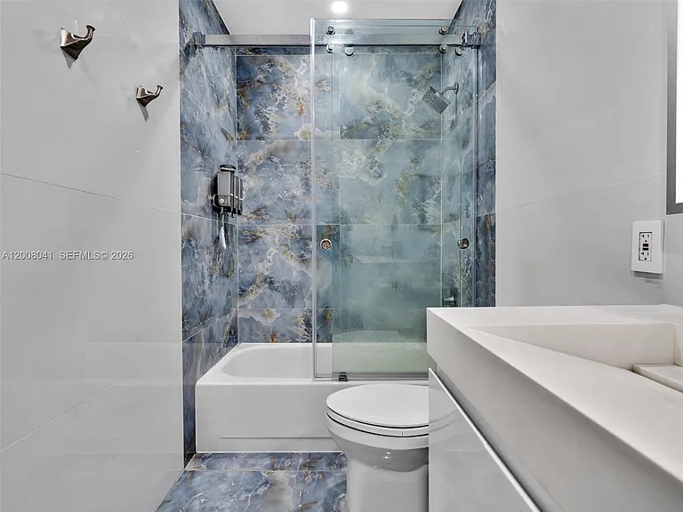 3731 N Country Club Dr #Penthouse 24 — Photo 19