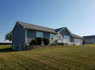 106 Dawn Ave, Monroe, IA 50170