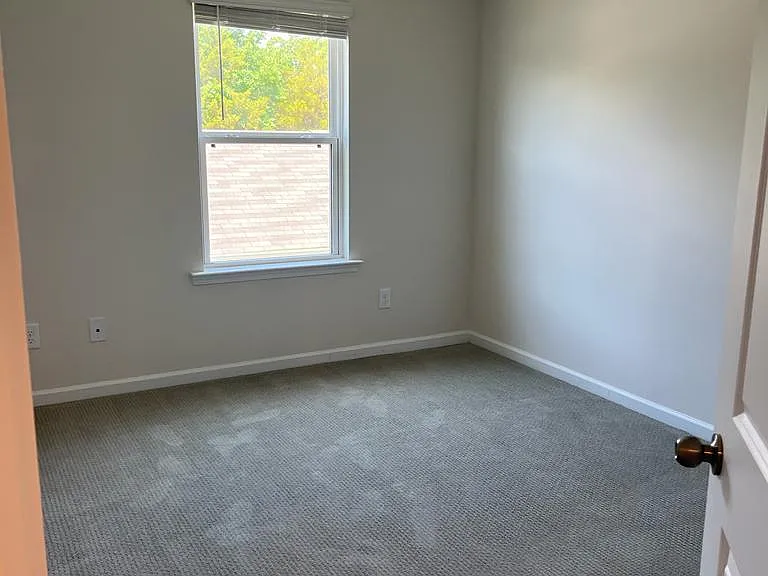 310 Sagecroft Ln — Photo 18