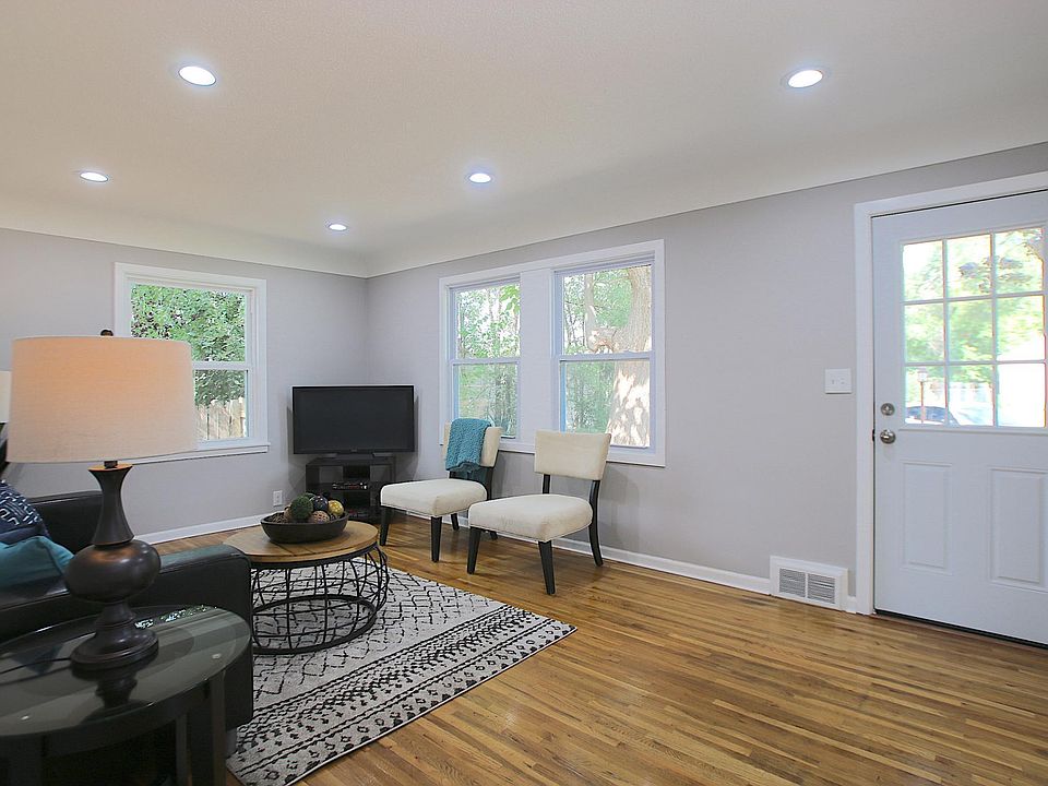 1st image of 6727 Grimes Ave N