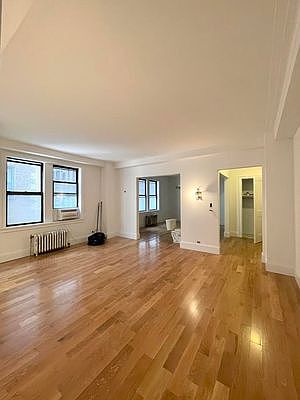 1st image of 865 W End Ave APT 4E