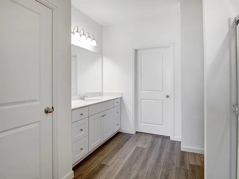 5002 Highland Springs Dr — Photo 20