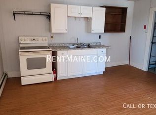 23 Newport Rd APT 4, Corinna, ME 04928