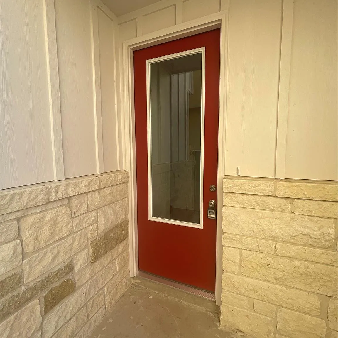 4 bed, 2.5 bath, 1588 sqft, $1,700 — Photo 2