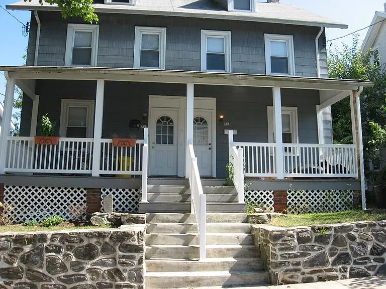 21 S Warner Ave — Photo 1