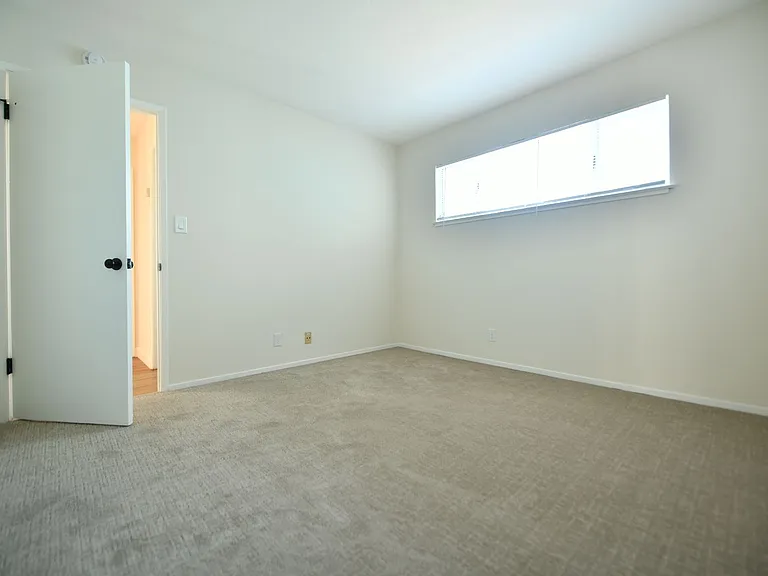2418 Dwight Way — Photo 14