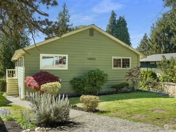 14045 36th Avenue NE, Seattle, WA 98125
